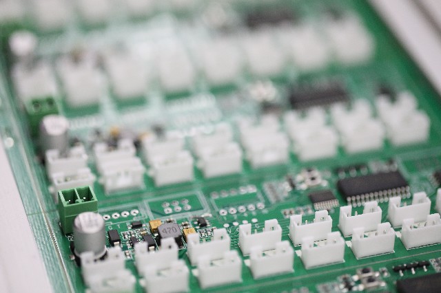 靜電在smt貼片加工中存在的危害有哪些？靜電在SMT加工中的危害