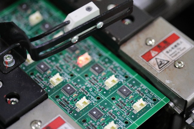 SMT加工對(duì)PCB的要求有哪些?高品質(zhì)、高效率SMT加工對(duì)PCB的要求